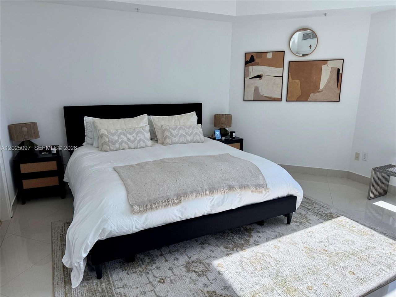 300 S Biscayne Blvd, Unit 1810, Miami, FL 33131 Photo