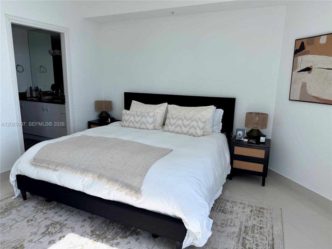 300 S Biscayne Blvd, Unit 1810, Miami, FL 33131 Photo
