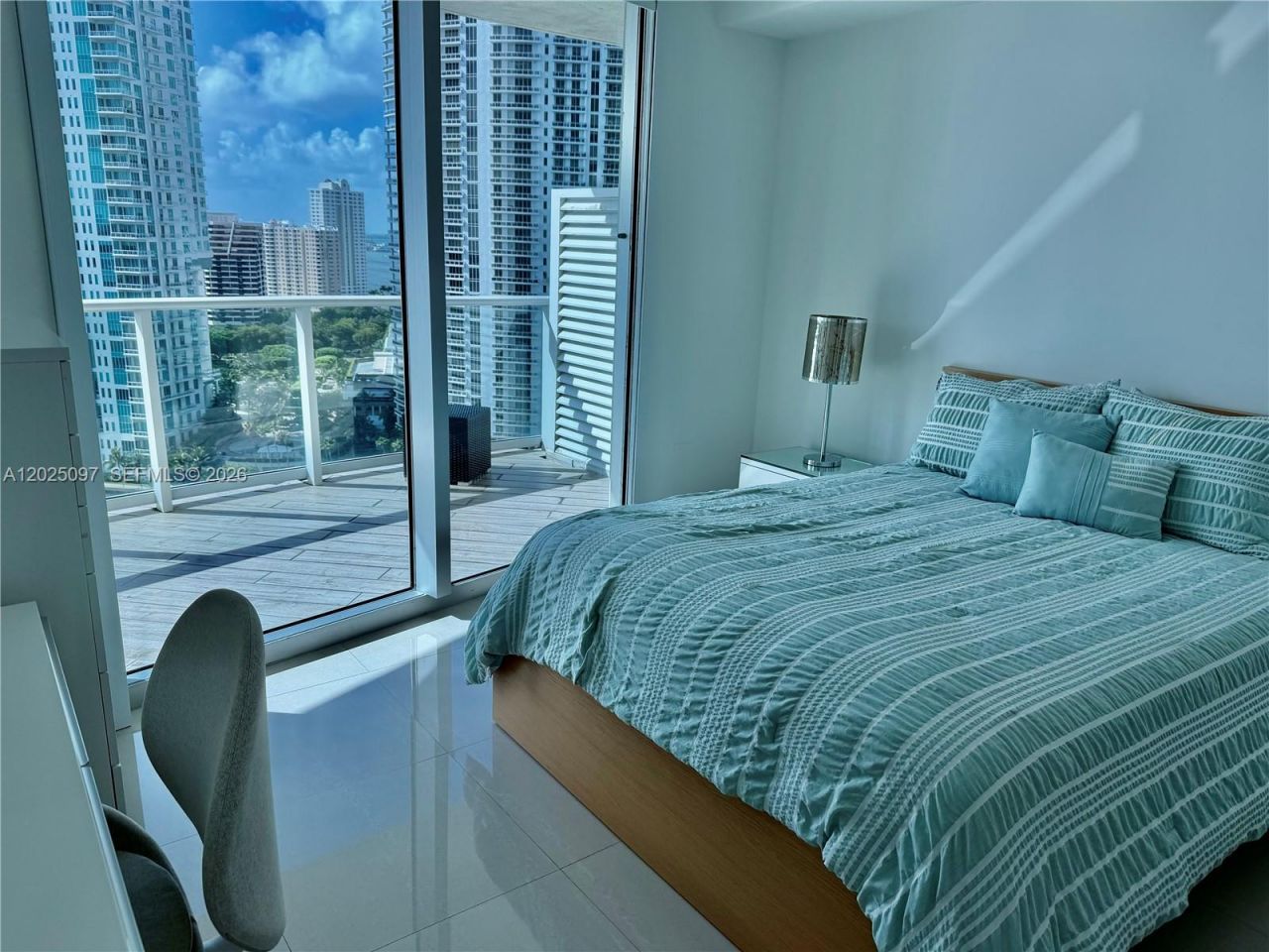 300 S Biscayne Blvd, Unit 1810, Miami, FL 33131 Photo