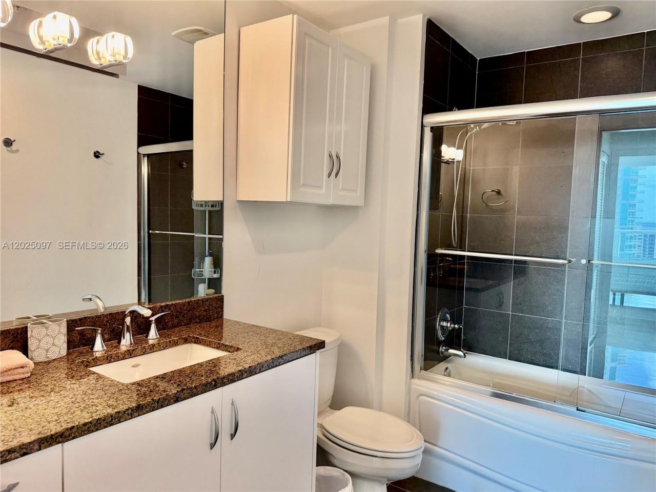 300 S Biscayne Blvd, Unit 1810, Miami, FL 33131 Photo