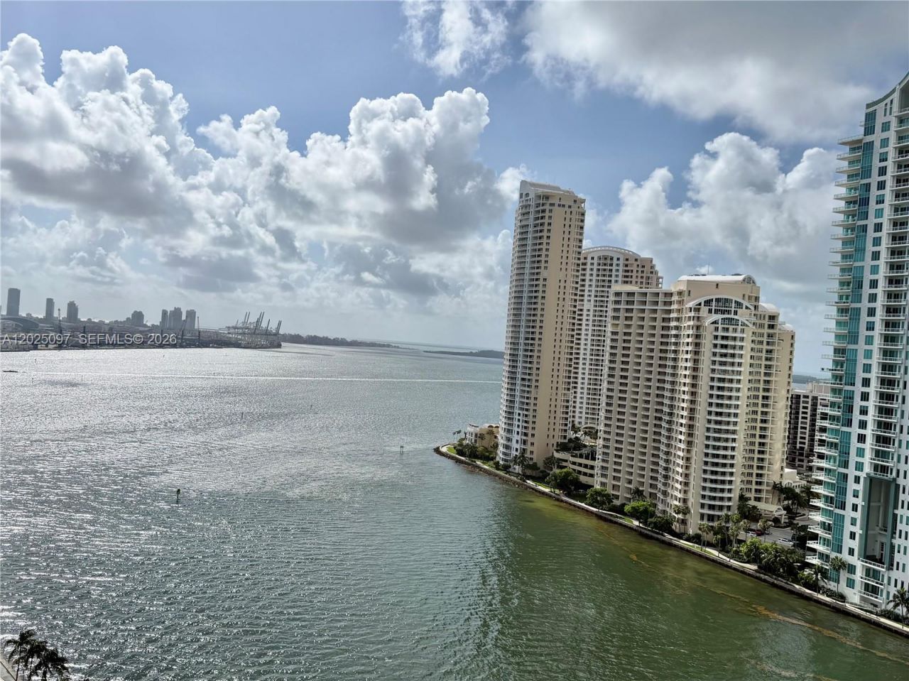 300 S Biscayne Blvd, Unit 1810, Miami, FL 33131 Photo