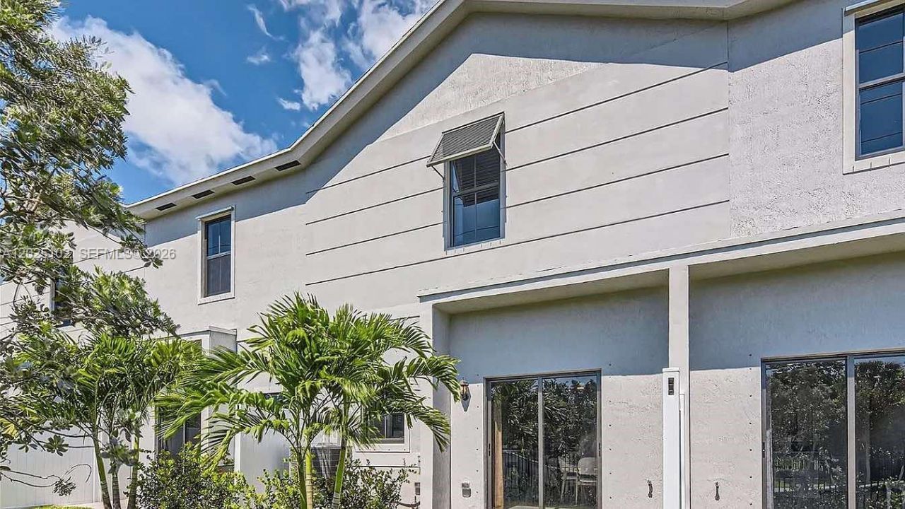876 NW 3rd Way , Pompano Beach, FL 33060 Photo