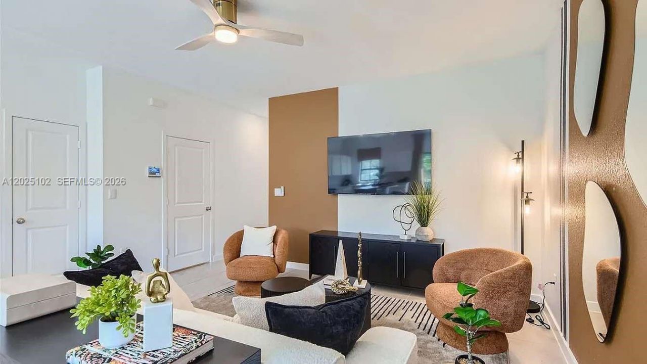 876 NW 3rd Way , Pompano Beach, FL 33060 Photo