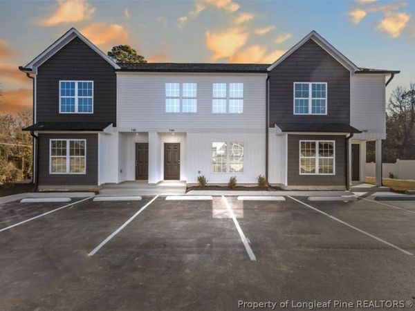 130 Chapel Hill Road , Spring Lake, NC 28390
