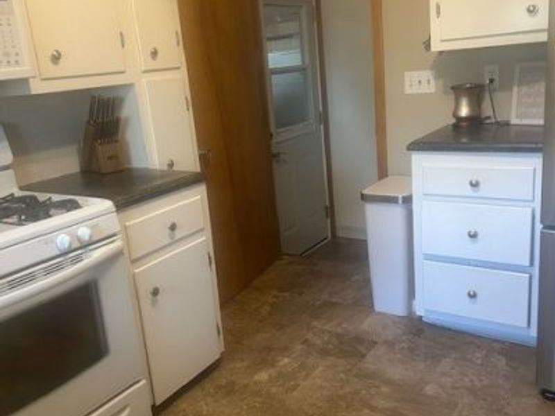 1566 Arthur Drive NW, Warren, OH 44485 Photo 4