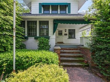 1351 Manor Park Avenue, Lakewood, OH 44107