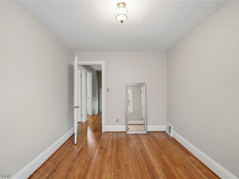 1351 Manor Park Avenue, Lakewood, OH 44107 Photo 30