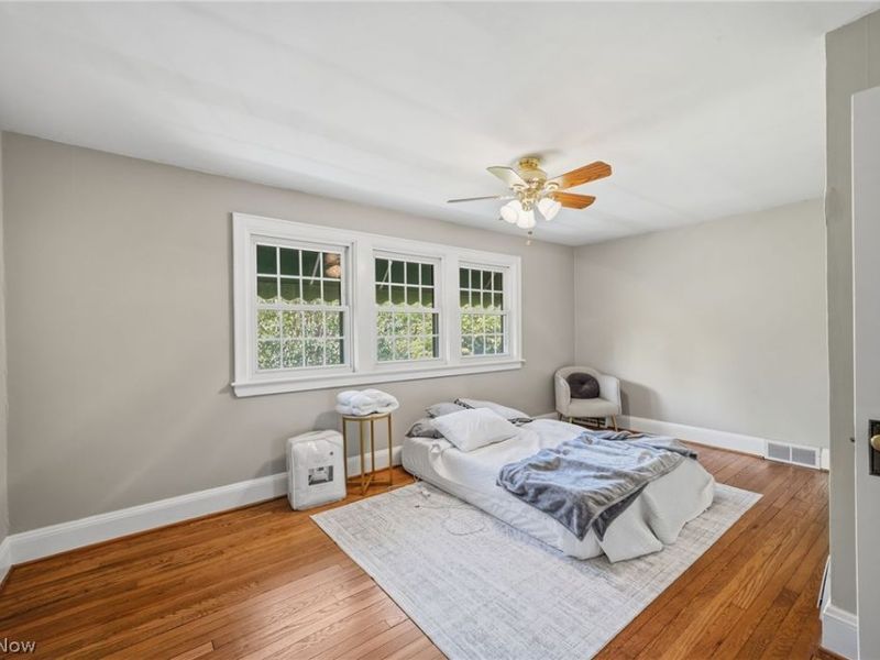 1351 Manor Park Avenue, Lakewood, OH 44107 Photo 32