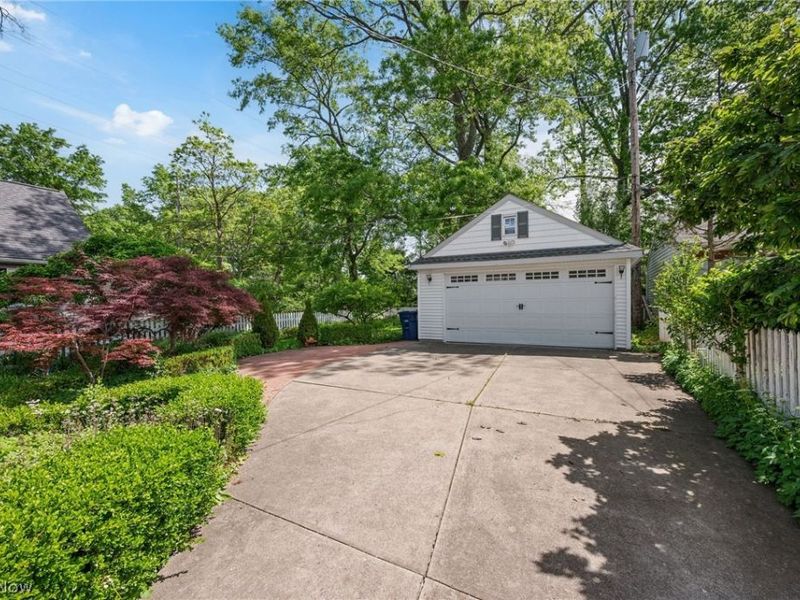 1351 Manor Park Avenue, Lakewood, OH 44107 Photo 4