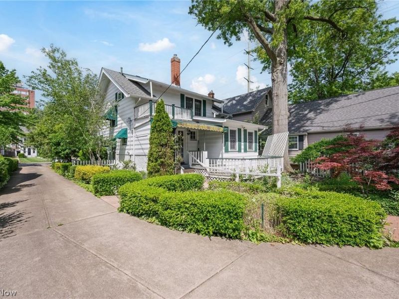 1351 Manor Park Avenue, Lakewood, OH 44107 Photo 5