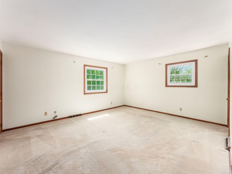7067 Rieber Street, Worthington, OH 43085 Photo 28