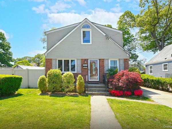 548 Stratford Road, South Hempstead, NY 11550