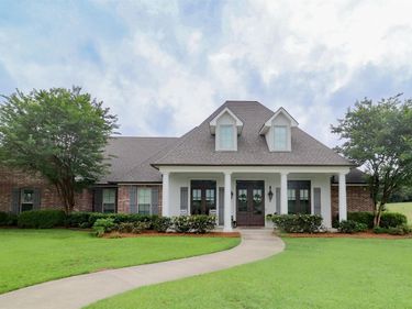 136 BELLE POINTE DRIVE, Ruston, LA 71270