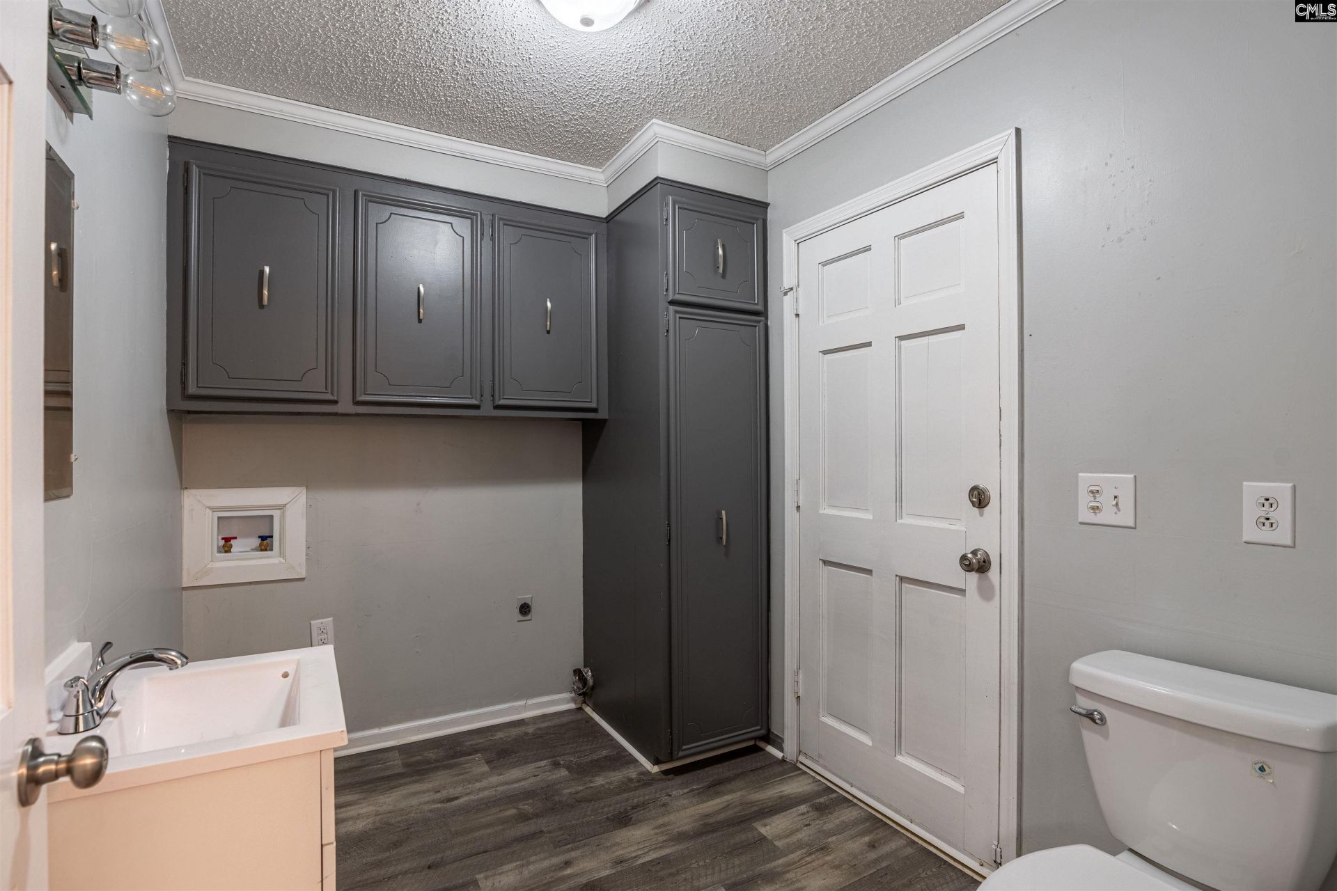 201 Milway Road  Photo 16