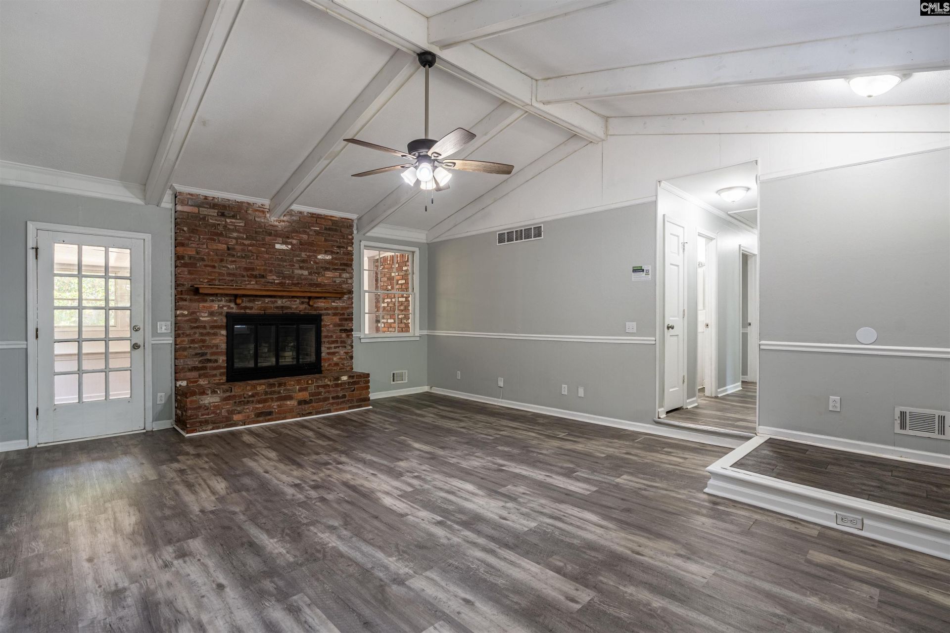201 Milway Road  Photo 5