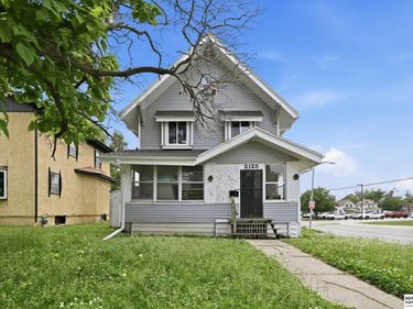 2125 Emmet Street, Omaha, NE 68110