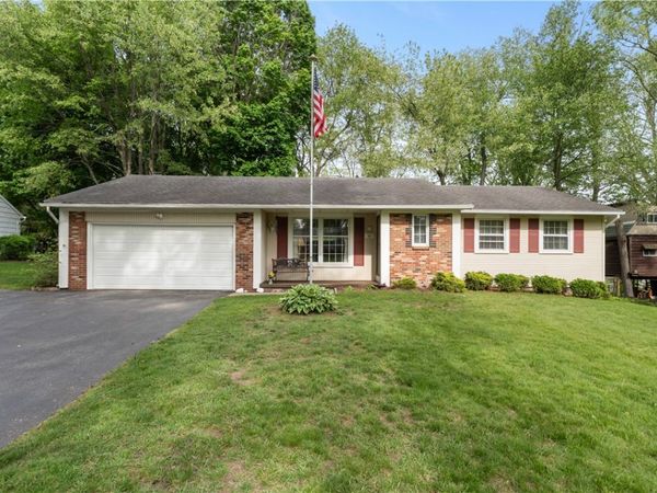 62 Gateway Road, Rochester, NY 14624