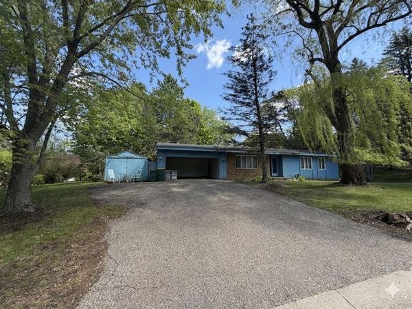 18212 Ginavale Lane , Eden Prairie, MN 55346