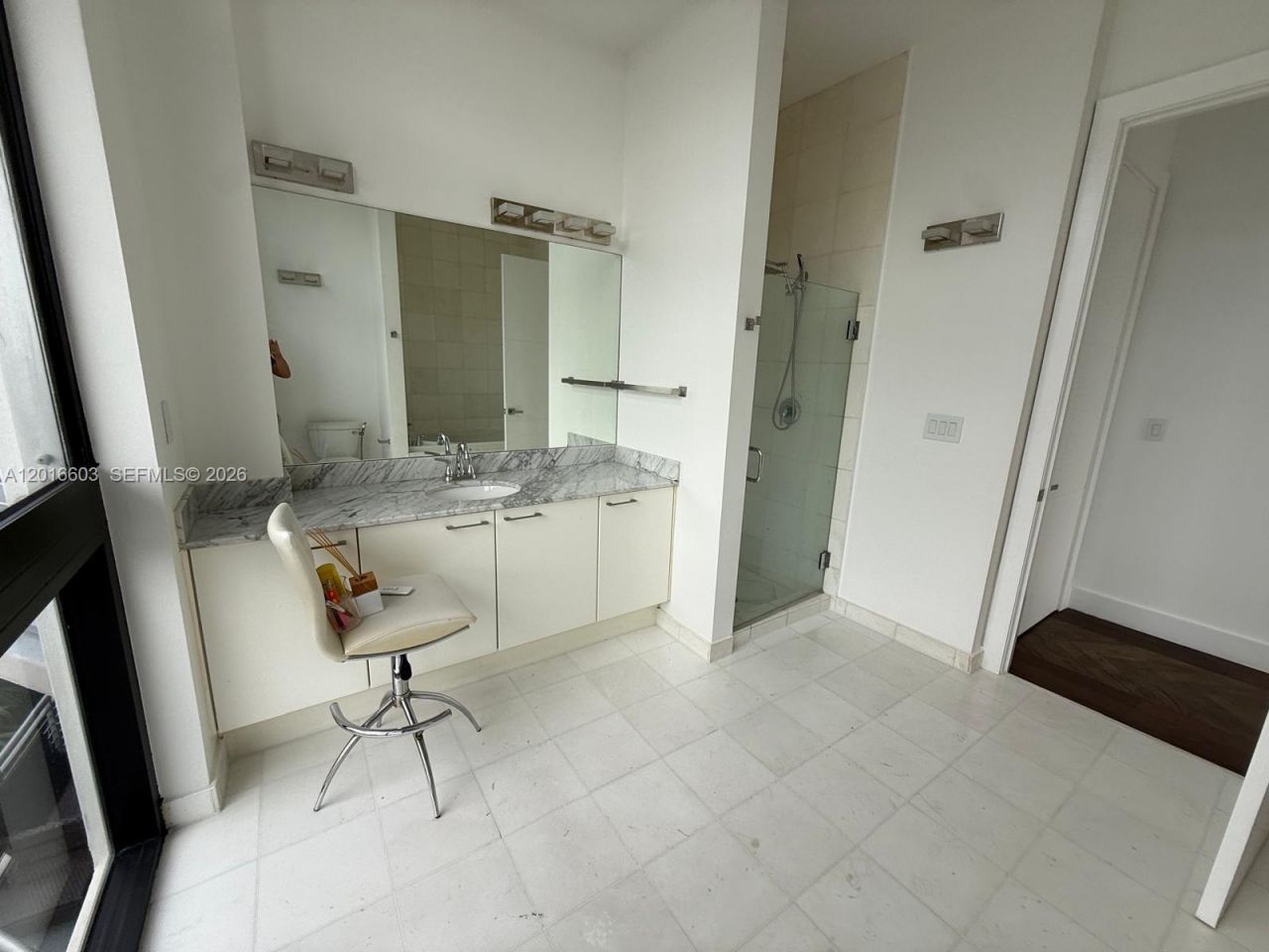 2001 Meridian Ave , Unit 523, Miami Beach, FL 33139 Photo