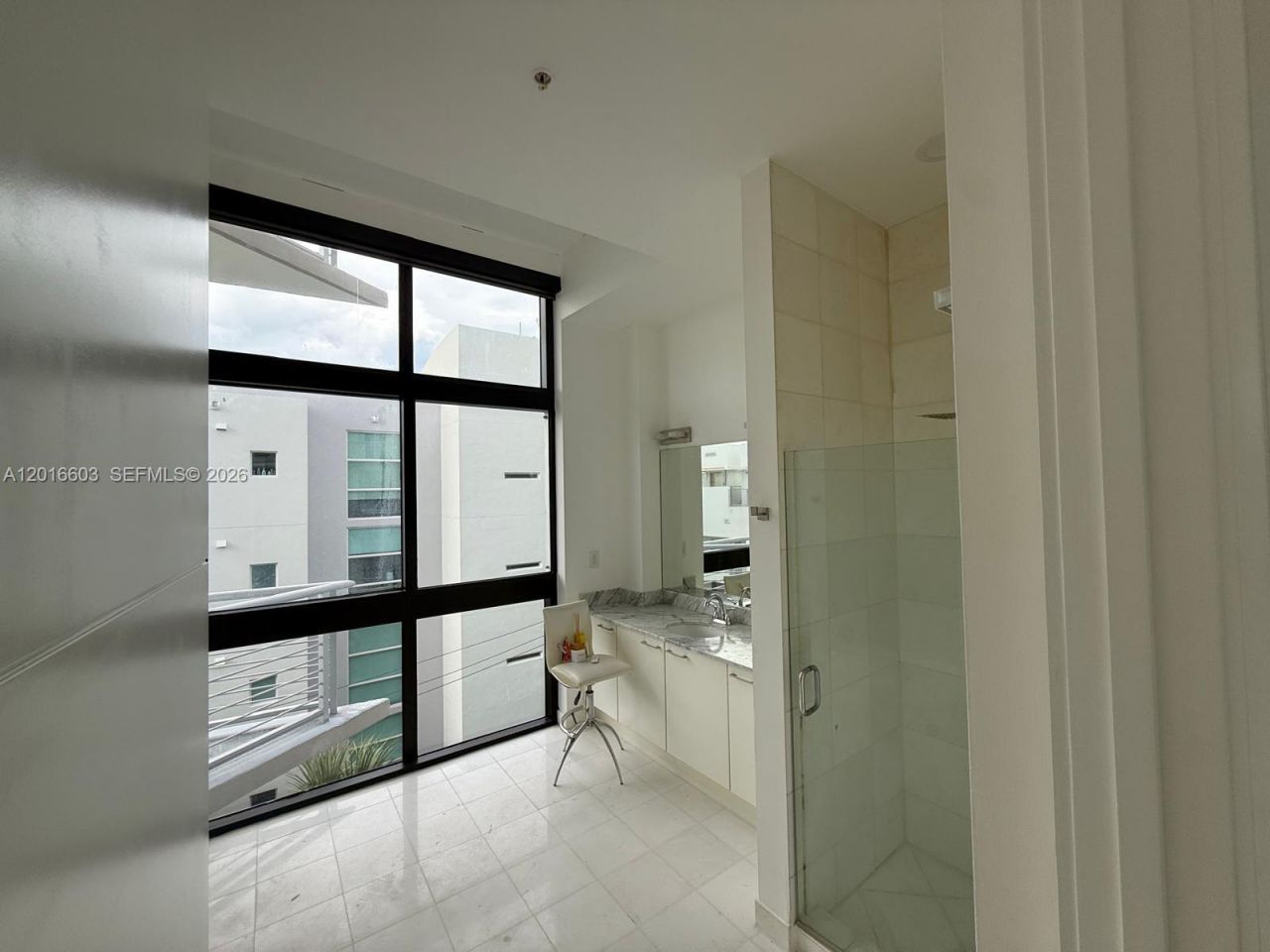 2001 Meridian Ave , Unit 523, Miami Beach, FL 33139 Photo