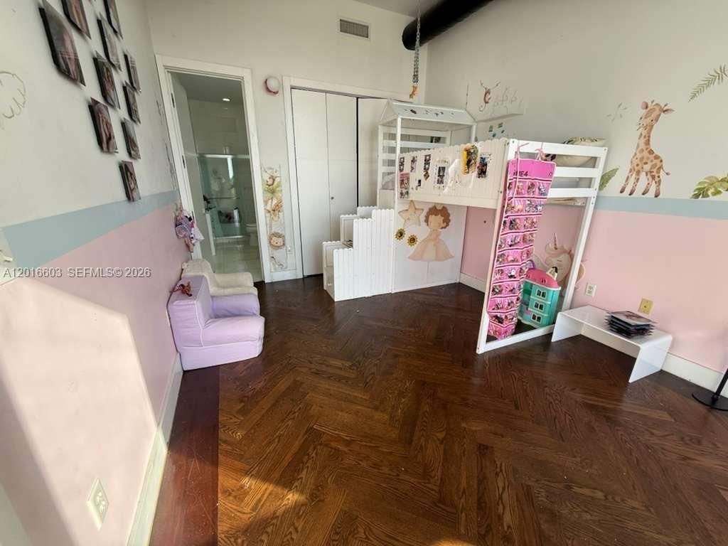 2001 Meridian Ave , Unit 523, Miami Beach, FL 33139 Photo