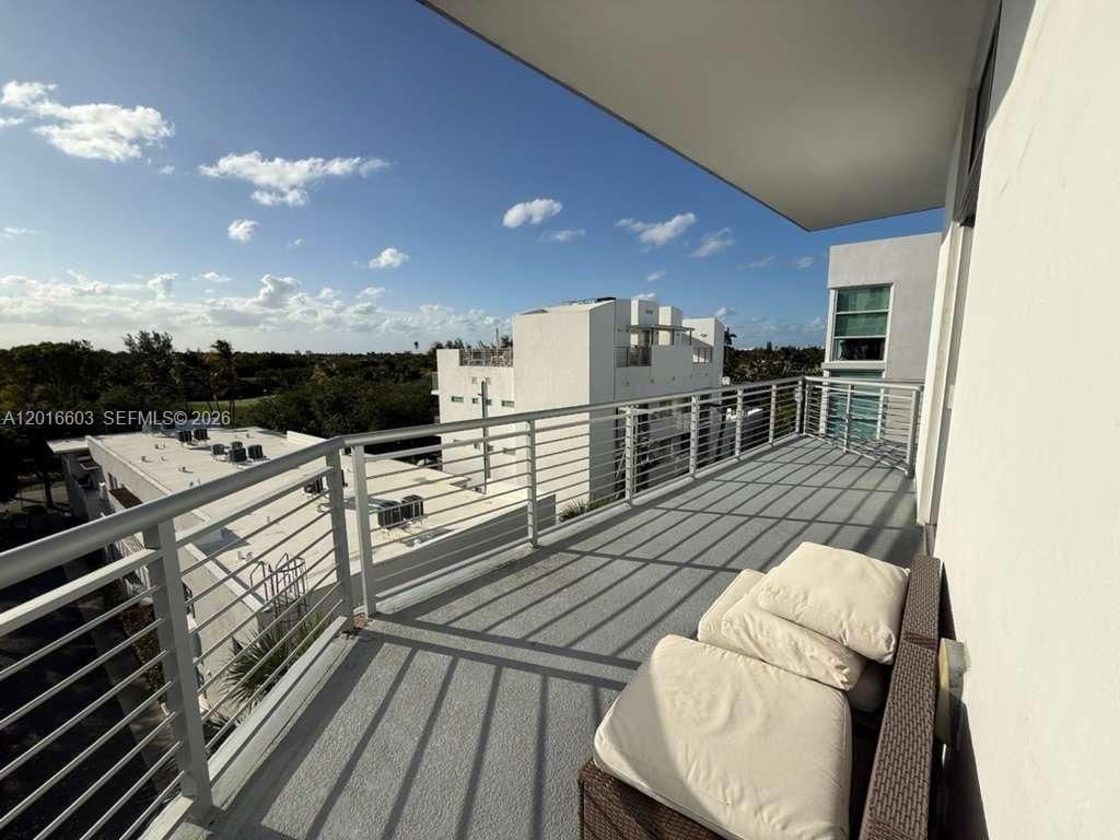 2001 Meridian Ave , Unit 523, Miami Beach, FL 33139 Photo