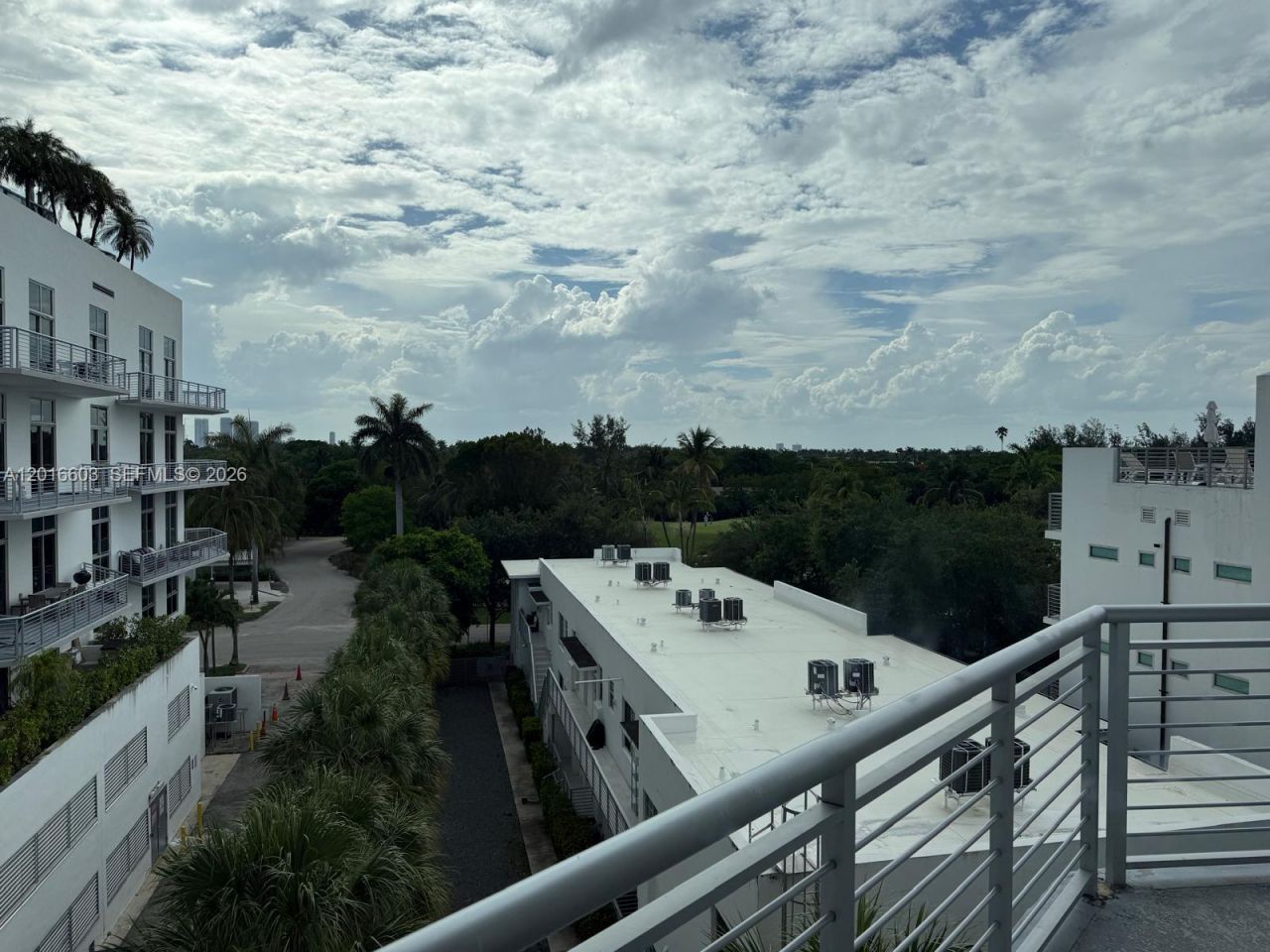 2001 Meridian Ave , Unit 523, Miami Beach, FL 33139 Photo