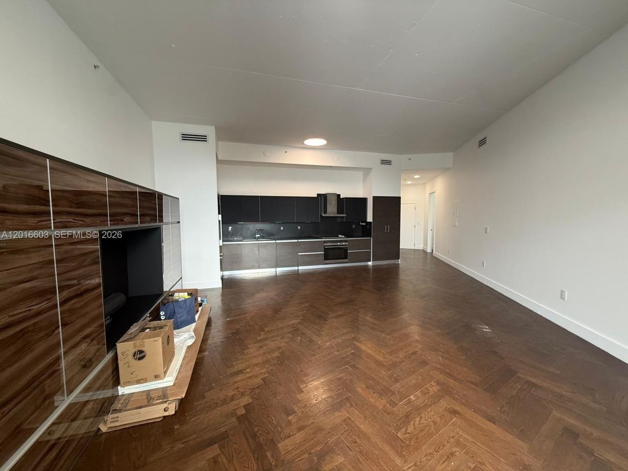 2001 Meridian Ave , Unit 523, Miami Beach, FL 33139 Photo