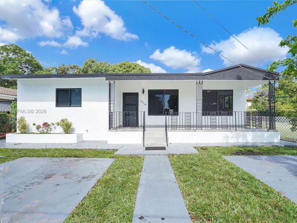 1918 NW 19th Ave , Miami, FL 33125