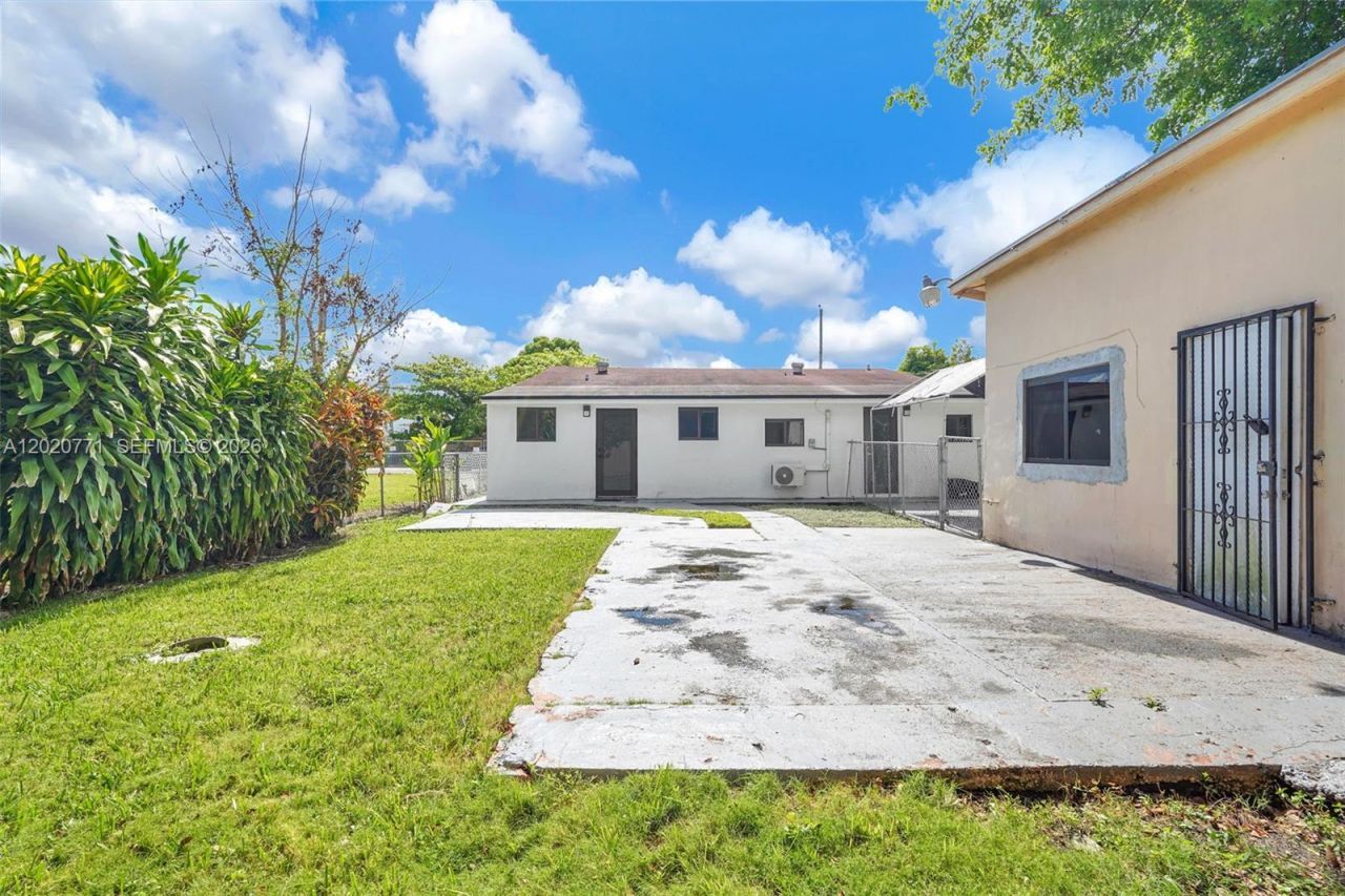 1918 NW 19th Ave, Miami, FL 33125 Photo
