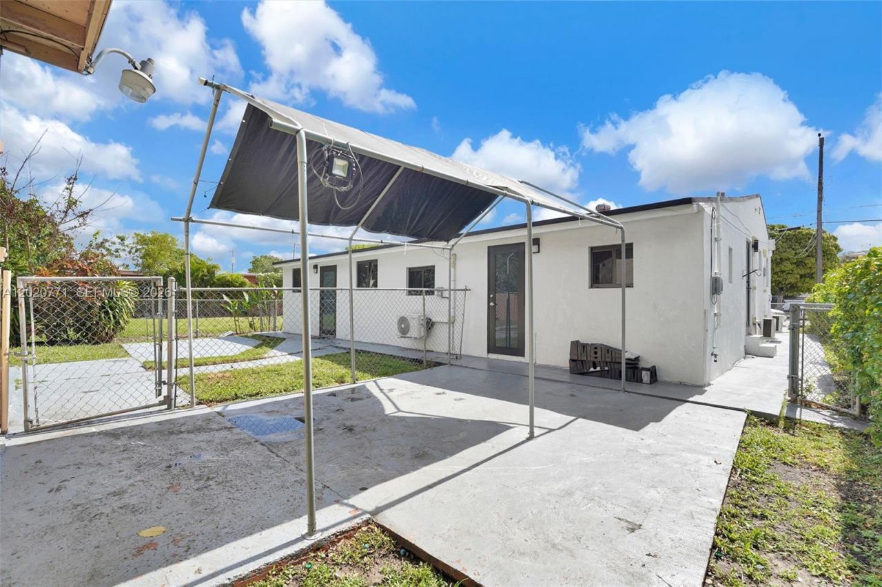 1918 NW 19th Ave, Miami, FL 33125 Photo