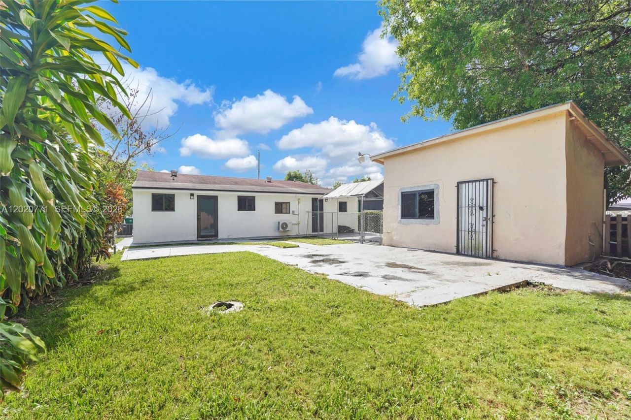 1918 NW 19th Ave, Miami, FL 33125 Photo