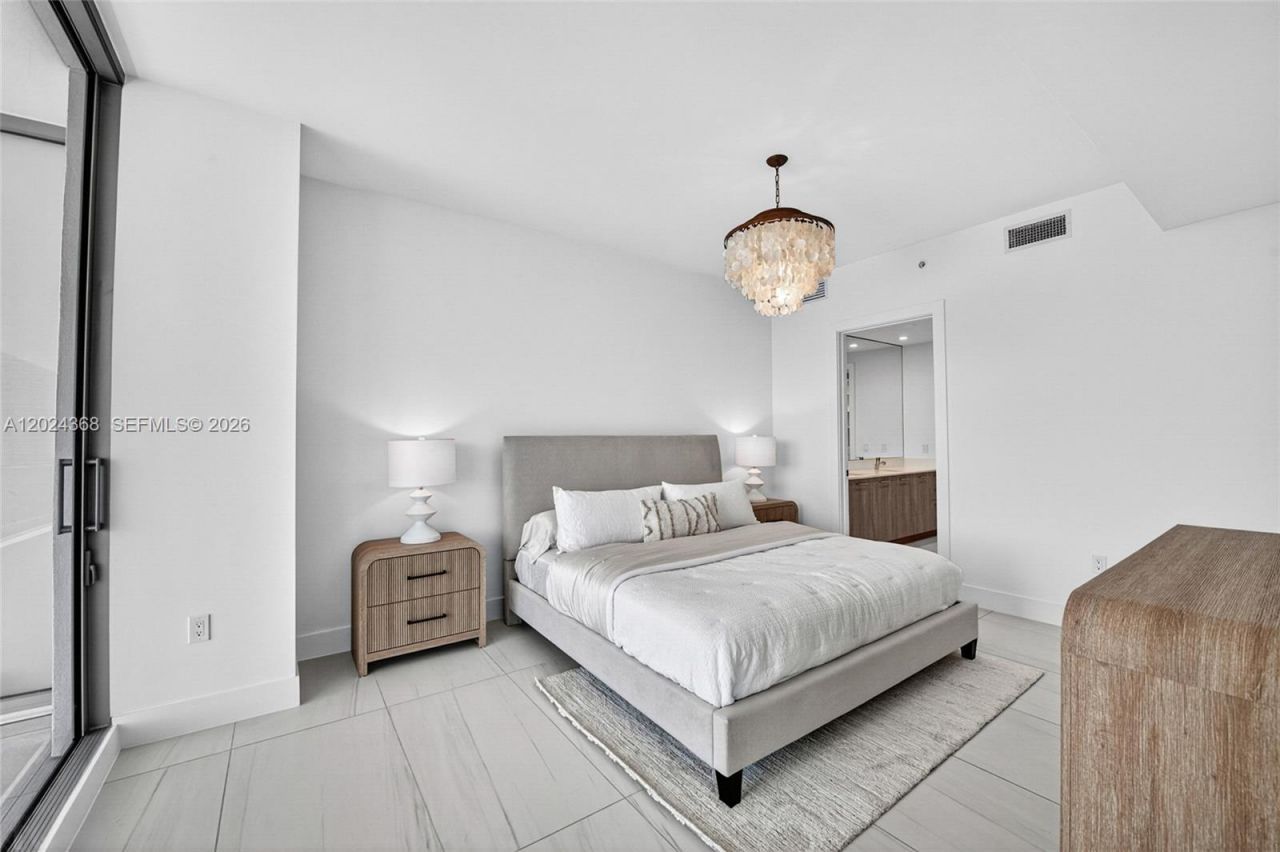 153 N Seabreeze Blvd , Unit 703, Fort Lauderdale, FL 33304 Photo