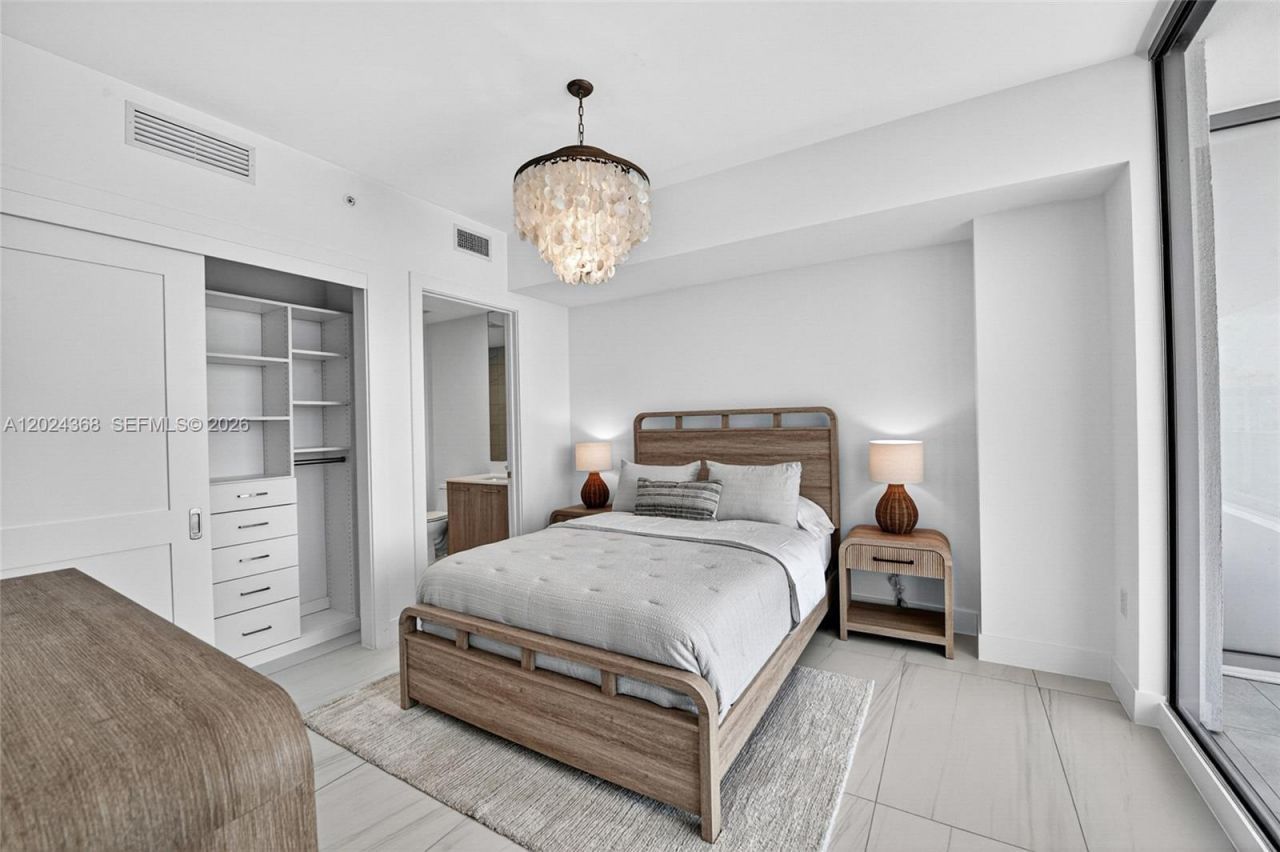 153 N Seabreeze Blvd , Unit 703, Fort Lauderdale, FL 33304 Photo