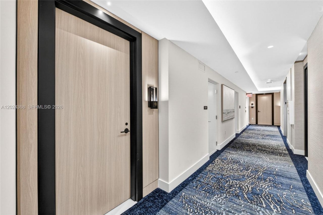 153 N Seabreeze Blvd , Unit 703, Fort Lauderdale, FL 33304 Photo