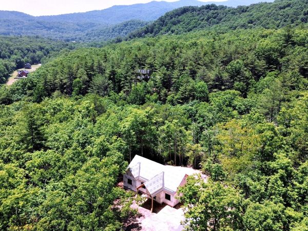4 Laurel Ridge, Buckeye, WV 24924