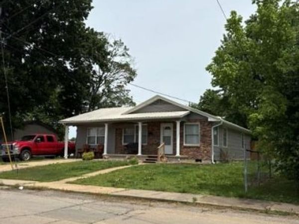 605 High Street, Fredericktown, MO 63645