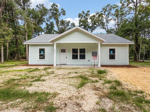 9211 NW 178th Pl, Fanning Springs, FL 32693