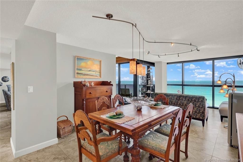 10410 S Ocean Drive, Unit PH8, Jensen Beach, FL 34957 Photo