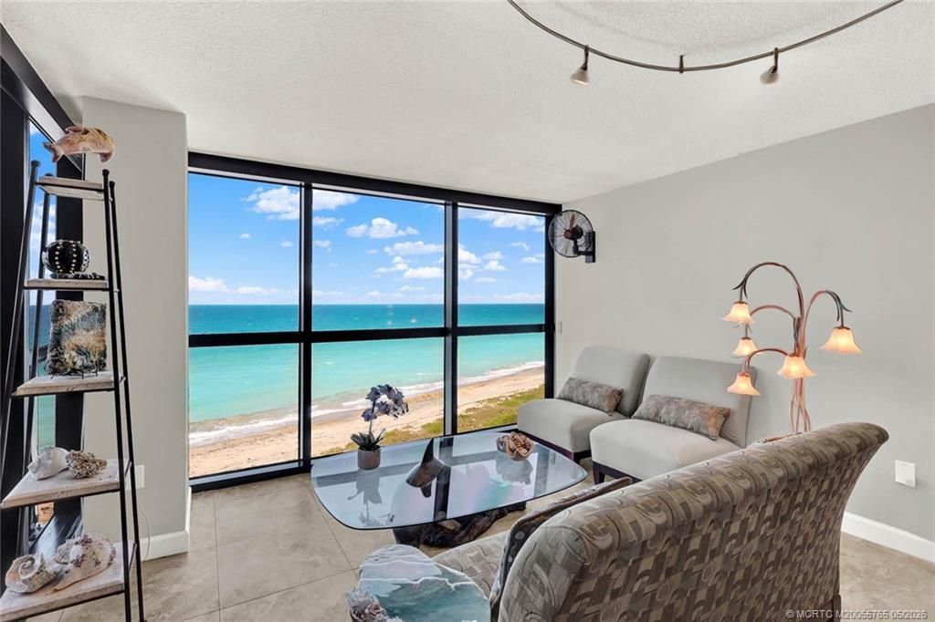 10410 S Ocean Drive, Unit PH8, Jensen Beach, FL 34957 Photo