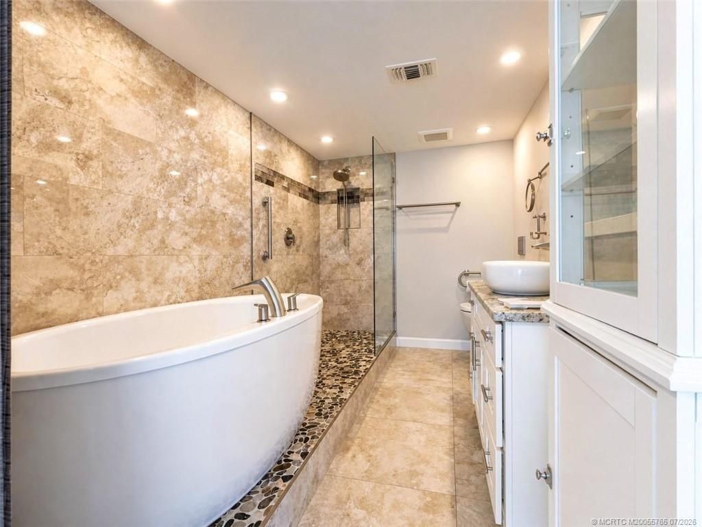 10410 S Ocean Drive, Unit PH8, Jensen Beach, FL 34957 Photo