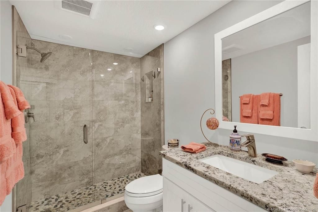 10410 S Ocean Drive, Unit PH8, Jensen Beach, FL 34957 Photo