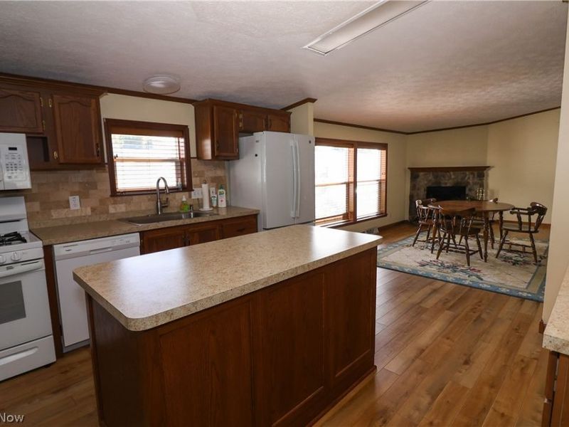 571 Sandtrap Circle , Painesville, OH 44077 Photo 10
