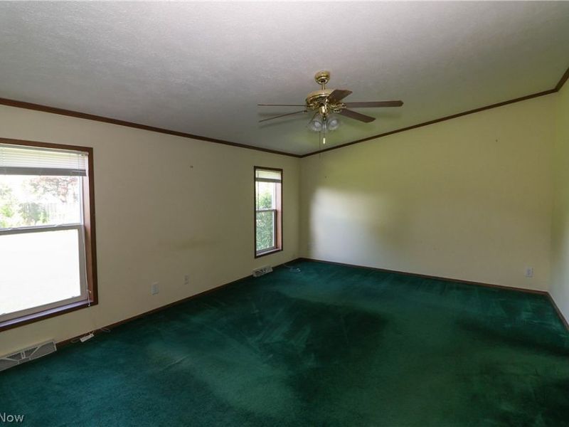 571 Sandtrap Circle , Painesville, OH 44077 Photo 18