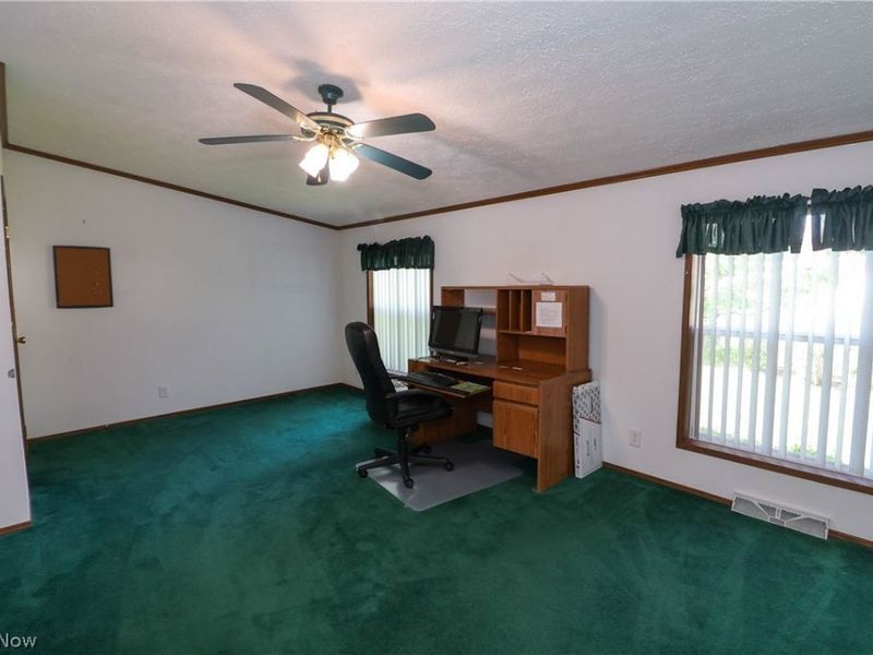 571 Sandtrap Circle , Painesville, OH 44077 Photo 24
