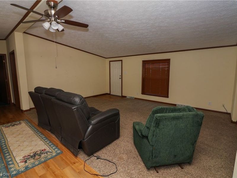 571 Sandtrap Circle , Painesville, OH 44077 Photo 3