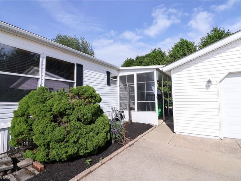 571 Sandtrap Circle , Painesville, OH 44077 Photo 33