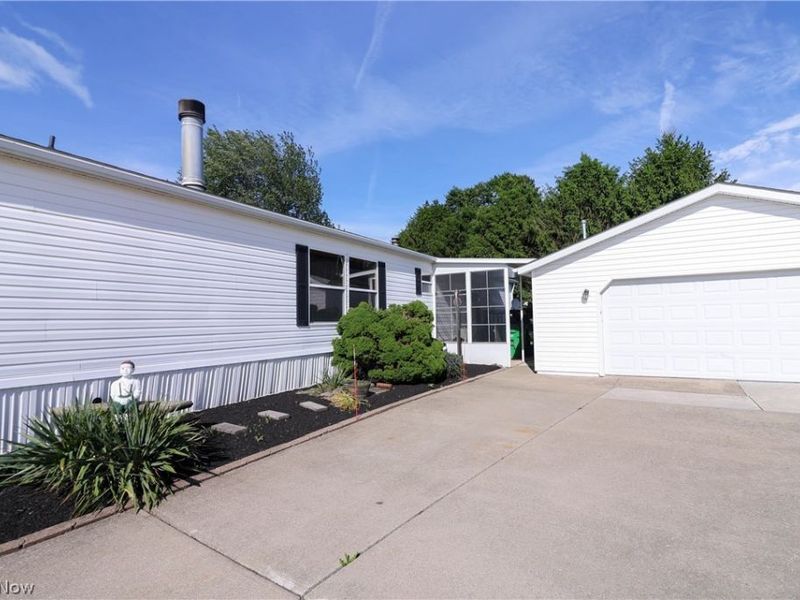 571 Sandtrap Circle , Painesville, OH 44077 Photo 37