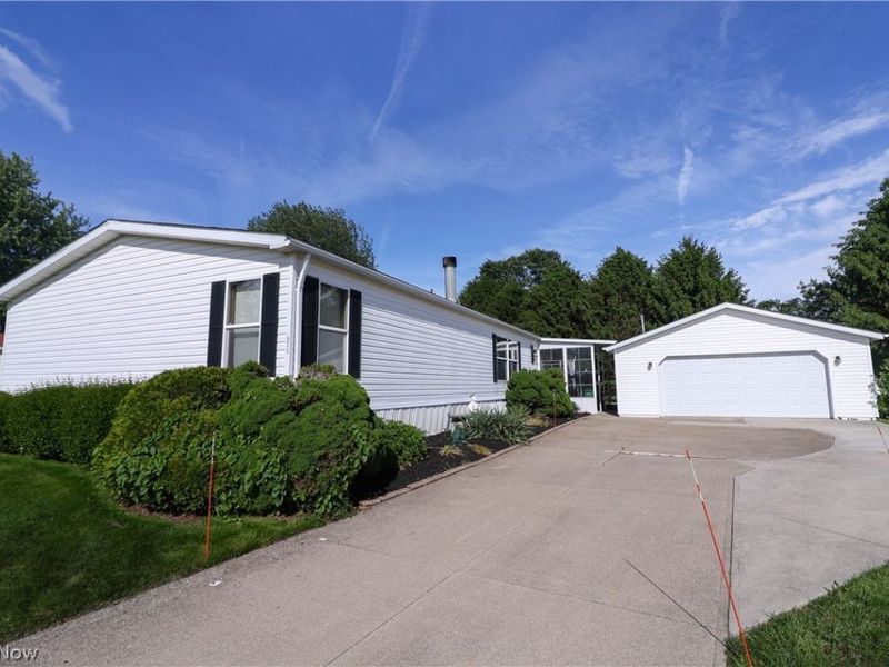 571 Sandtrap Circle , Painesville, OH 44077 Photo 38