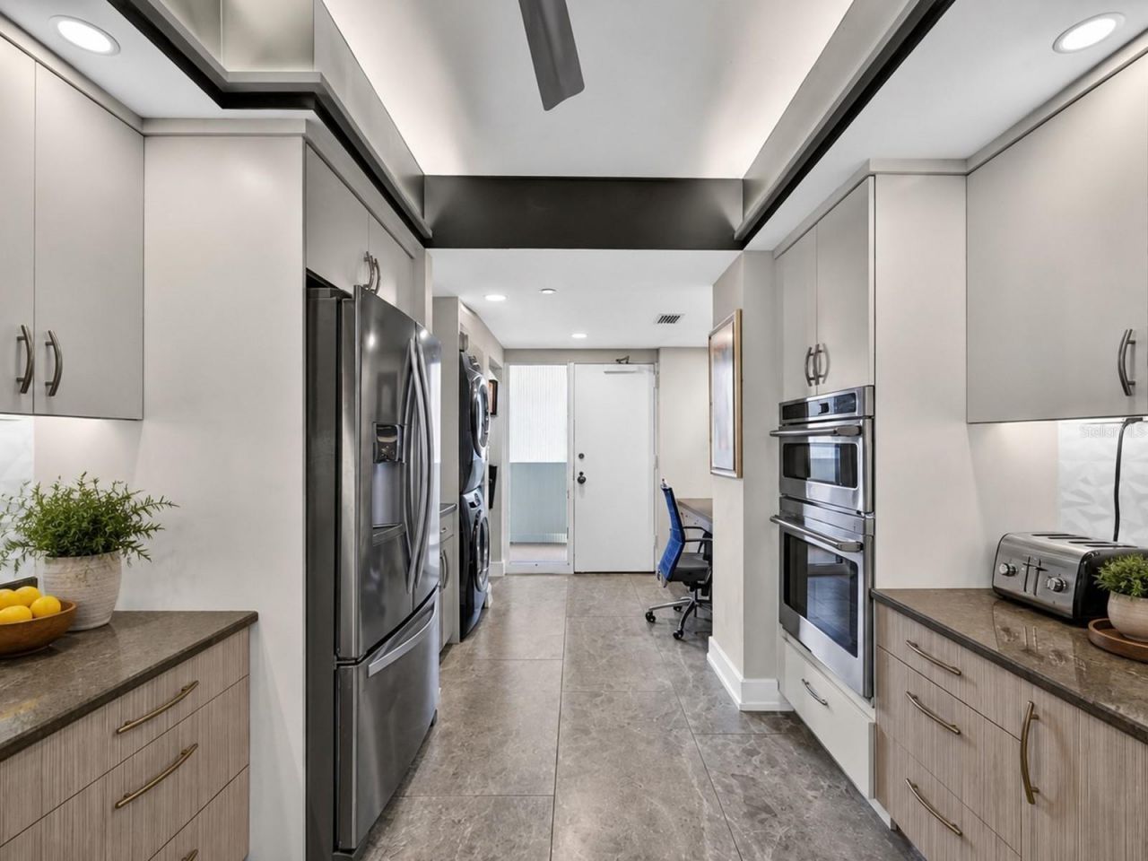 1255 N Gulfstream Avenue, Unit 507, Sarasota, FL 34236 Photo